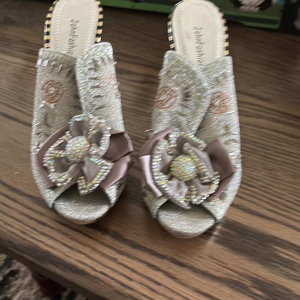 Elegant Silver and Purple Mules with Intricate Design